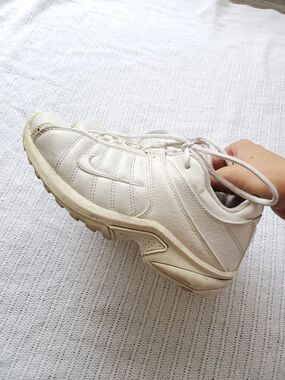 Vintage Nike shoes